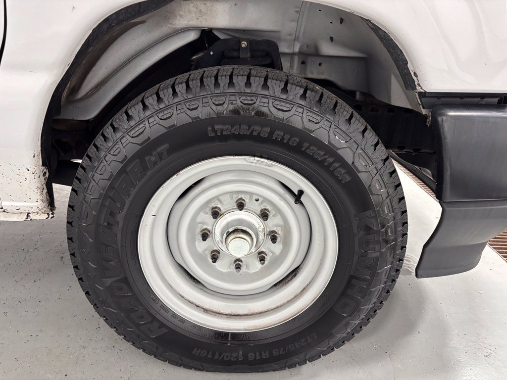 Used 2023 Ford E-350 and Econoline 350 Super Duty w/ Power Windows & Locks Group RWD image 52
