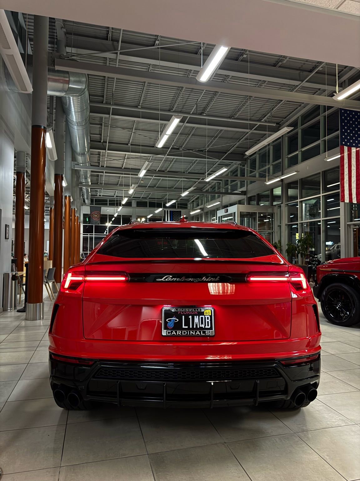 Used 2022 Lamborghini Urus image 6