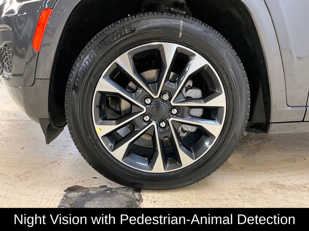 New 2025 Jeep Grand Cherokee Overland w/ Adv Protech Group III image 8