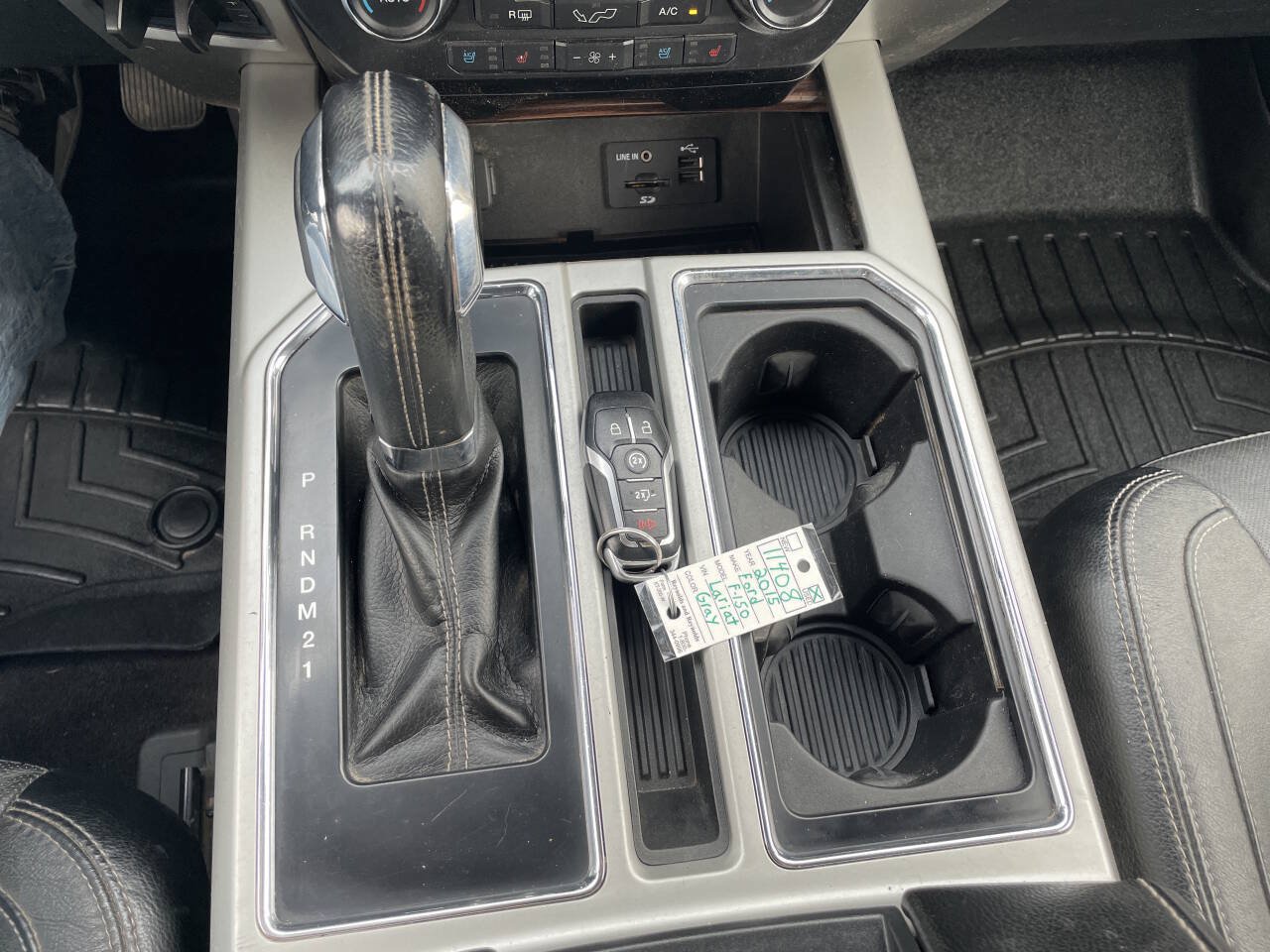 Used 2015 Ford F150 Lariat AWD/4WD image 23