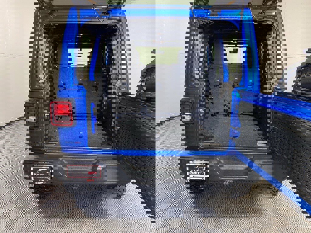 Used 2022 Jeep Wrangler Unlimited Willys image 30