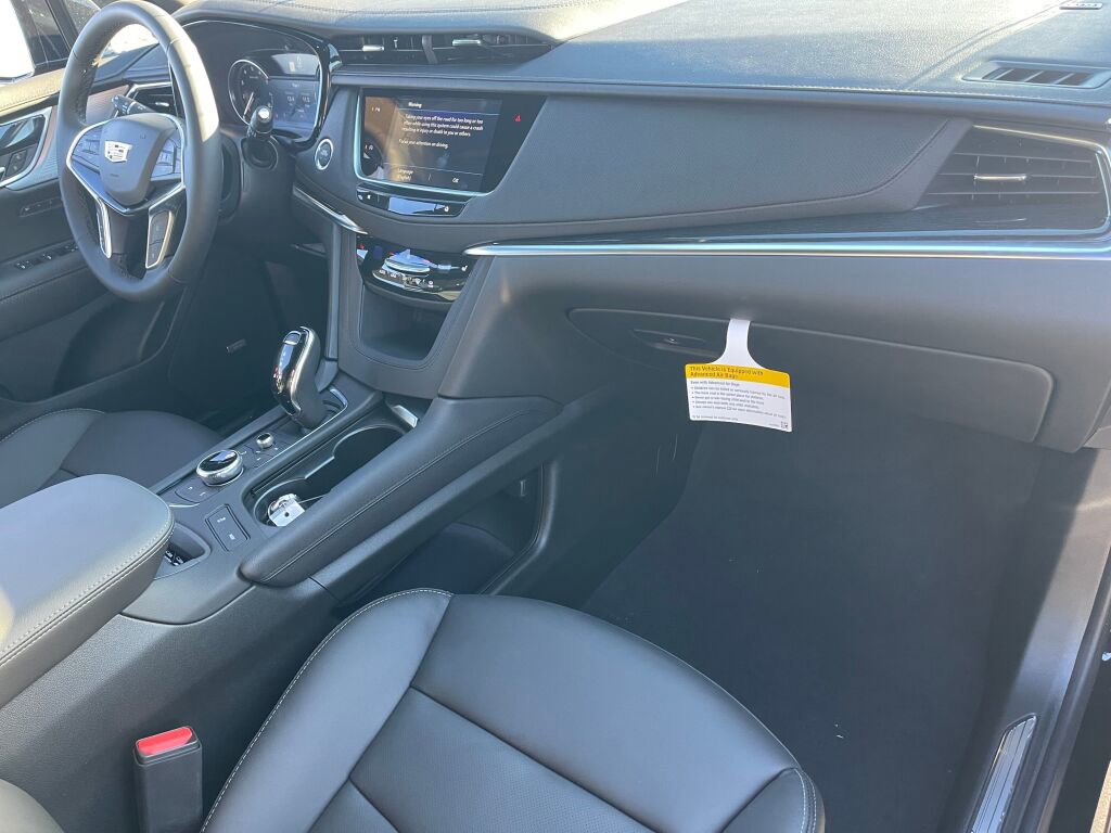 New 2025 Cadillac XT5 Premium Luxury w/ LPO, Floor Liner Package image 15