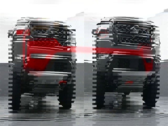 Used 2023 Nissan Frontier PRO-4X w/ Technology Package image 22