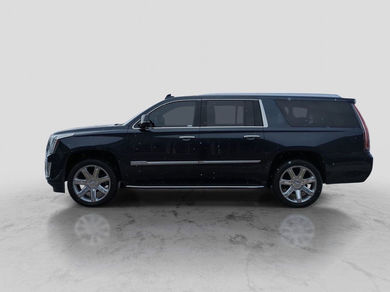 Used 2019 Cadillac Escalade ESV Luxury image 3
