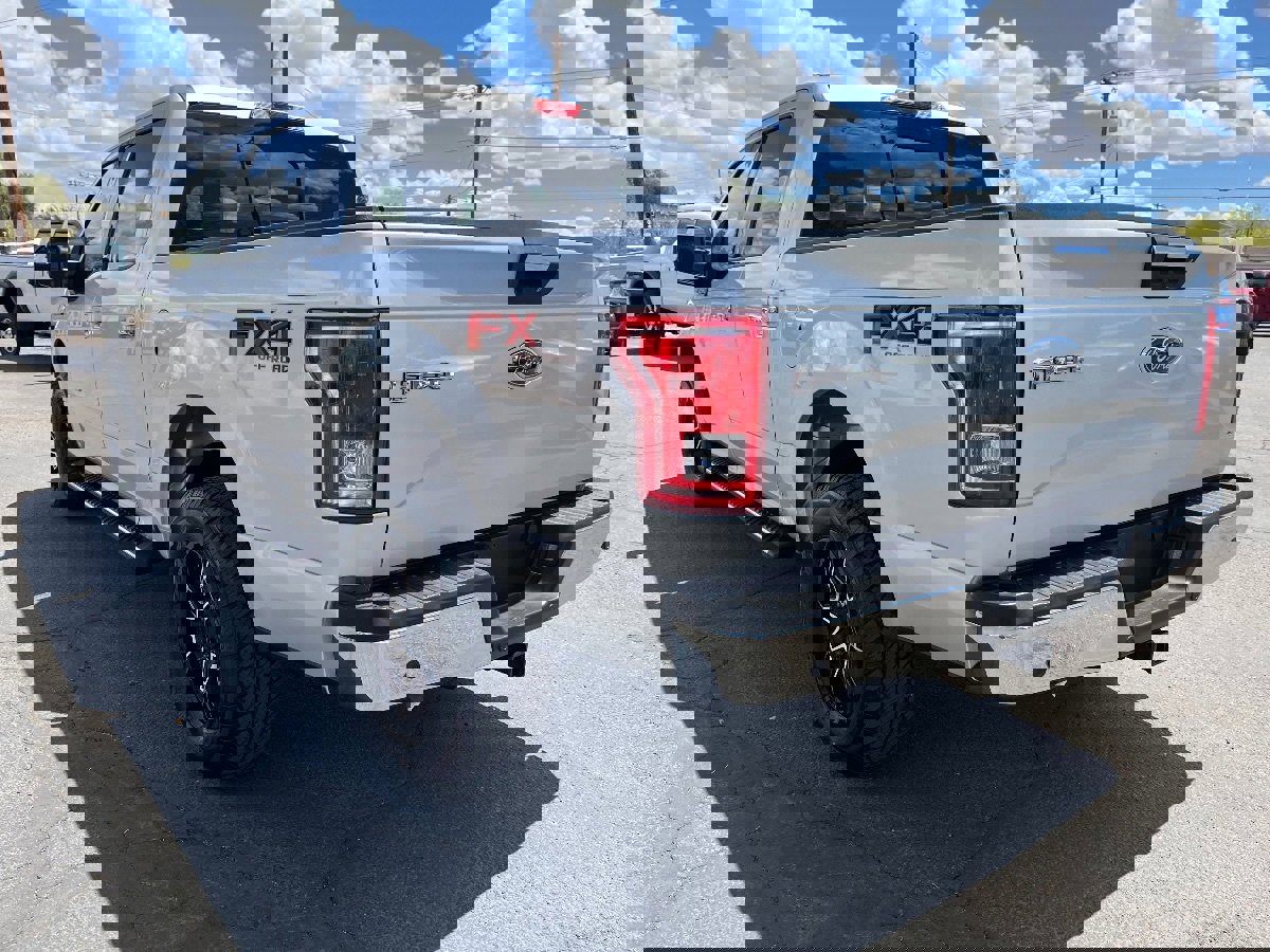 Used 2016 Ford F150 XLT w/ Equipment Group 302A Luxury AWD/4WD image 7