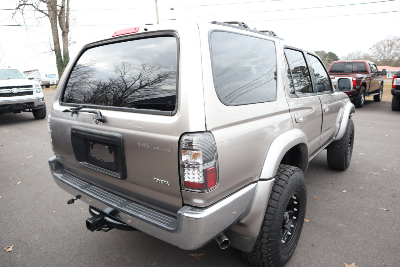Used 2001 Toyota 4Runner SR5 image 5