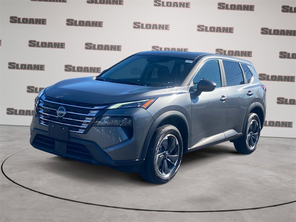 Used 2024 Nissan Rogue SV