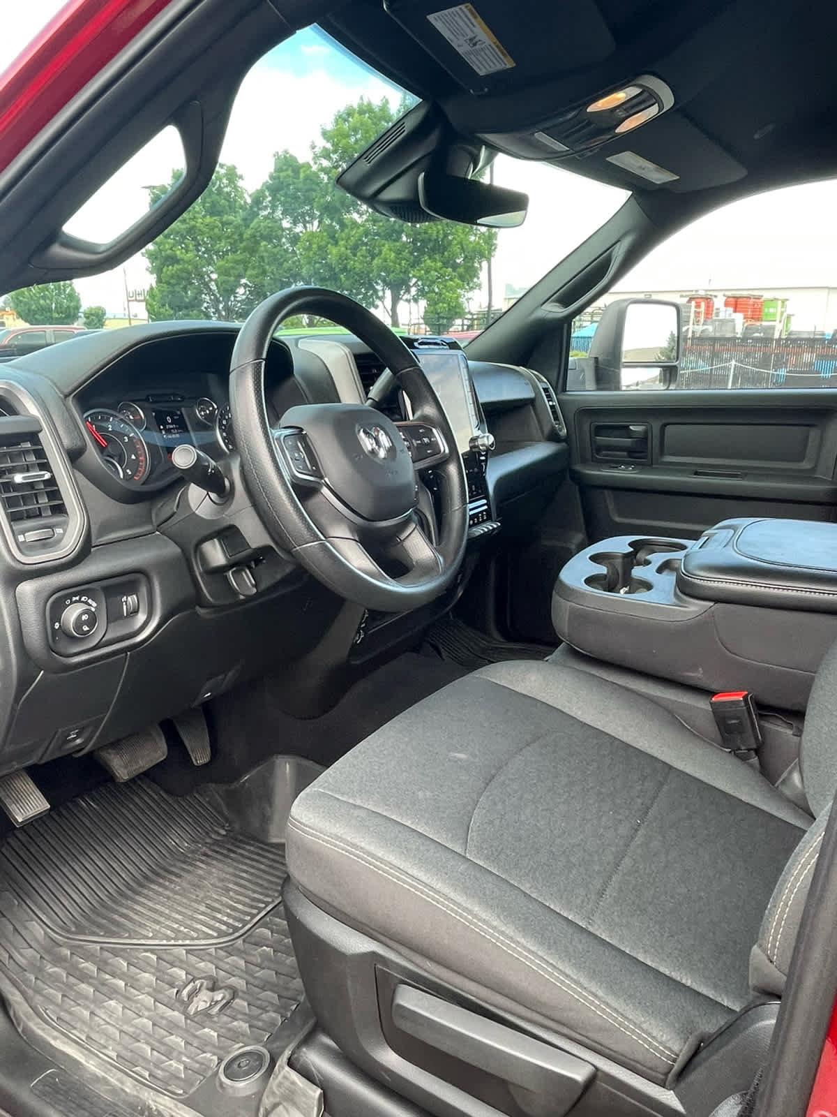 Used 2025 RAM 2500 Tradesman AWD/4WD image 7