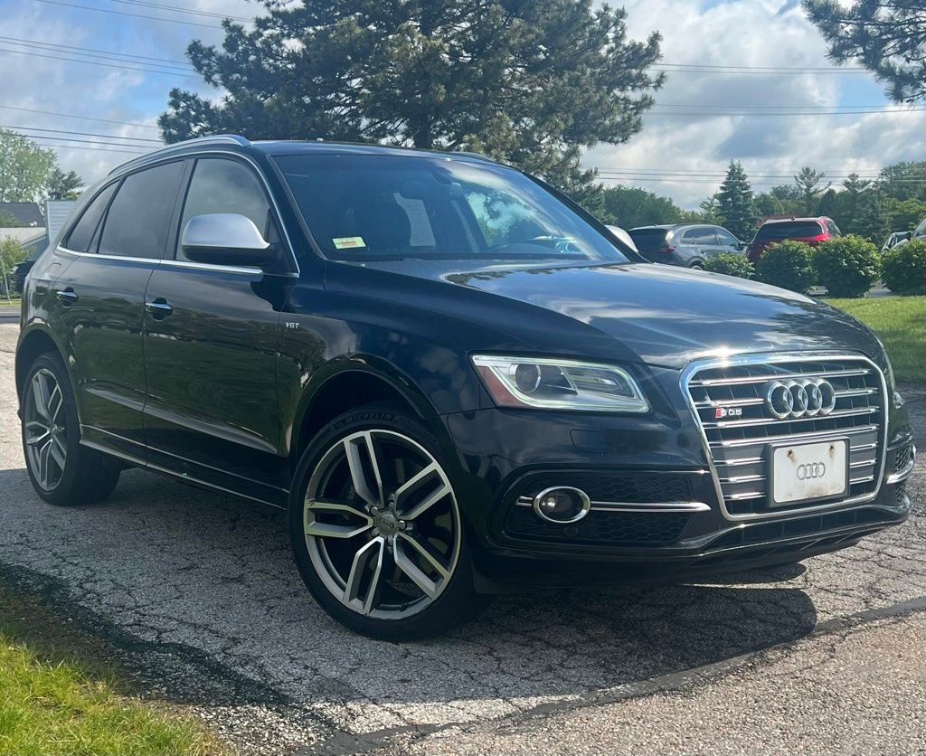 Used 2015 Audi SQ5 Premium Plus w/ Technology Package AWD/4WD image 1