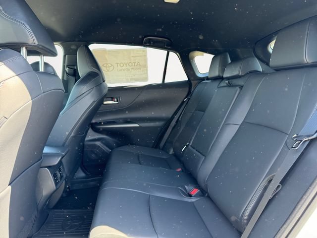 Certified 2024 Toyota Venza XLE AWD/4WD image 13