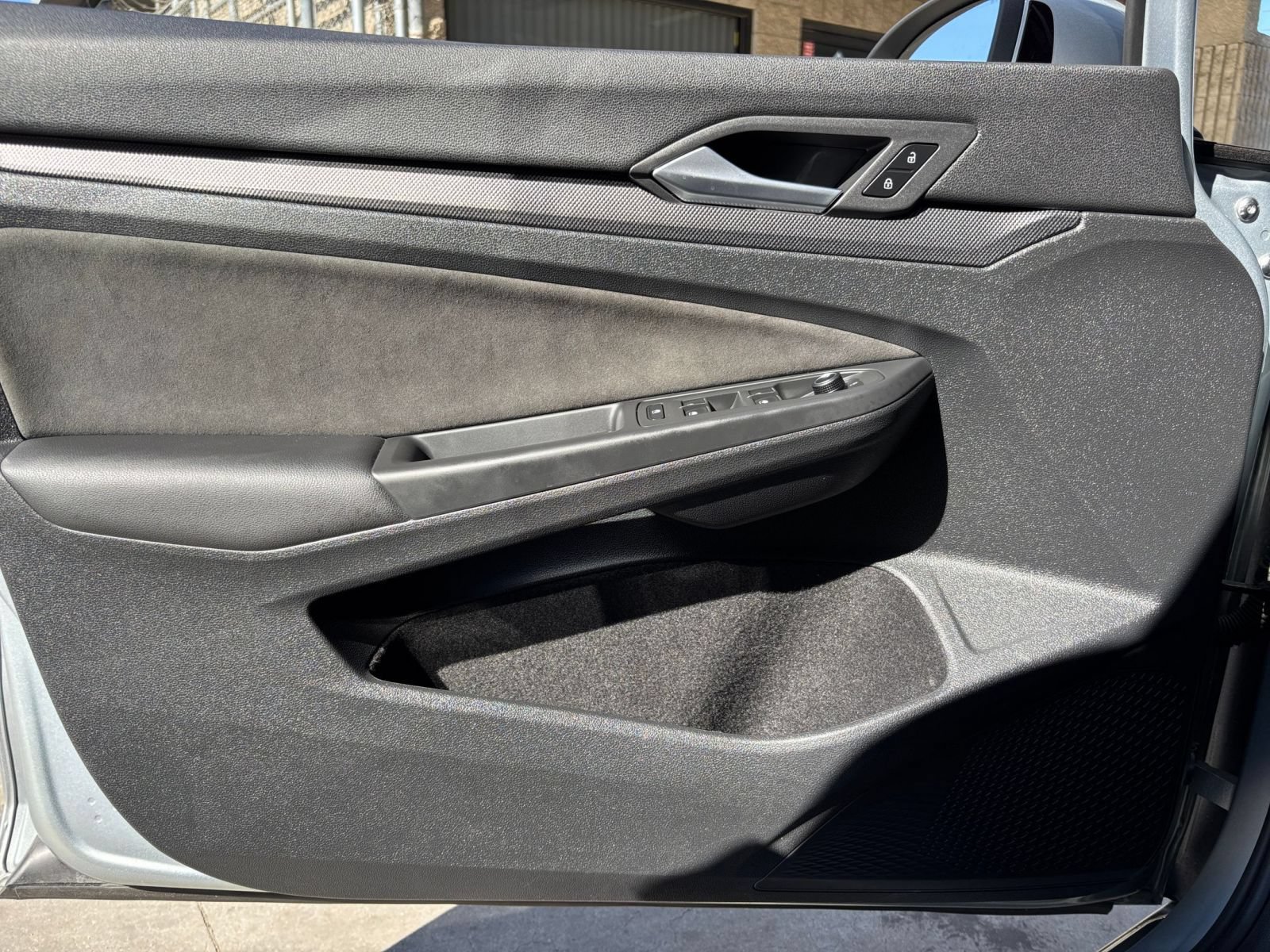 Used 2026 Volkswagen Golf S FWD image 18
