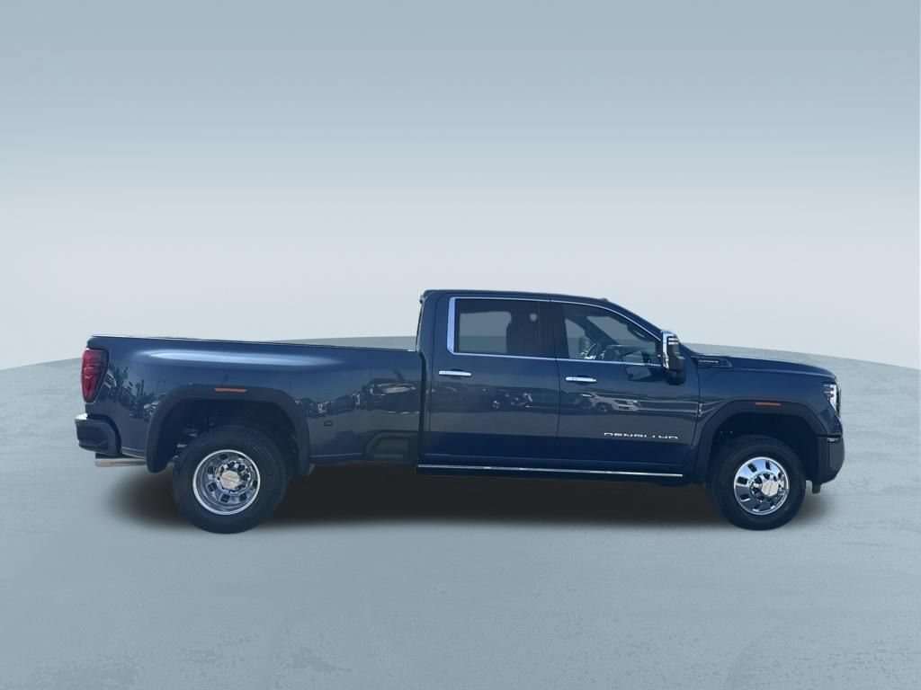 New 2026 GMC Sierra 3500 Denali Ultimate AWD/4WD image 10