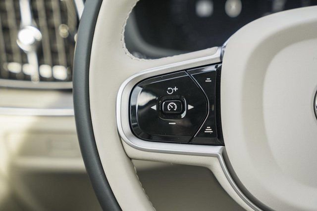 New 2026 Volvo V60 B5 Cross Country Plus w/ Protection Package Premier image 27