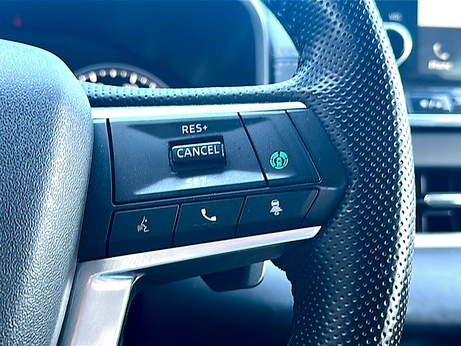 Used 2024 Mitsubishi Outlander SE image 29