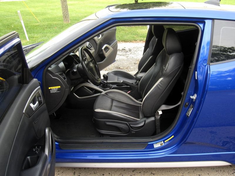 Used 2013 Hyundai Veloster Turbo w/ Ultimate Pkg FWD image 18