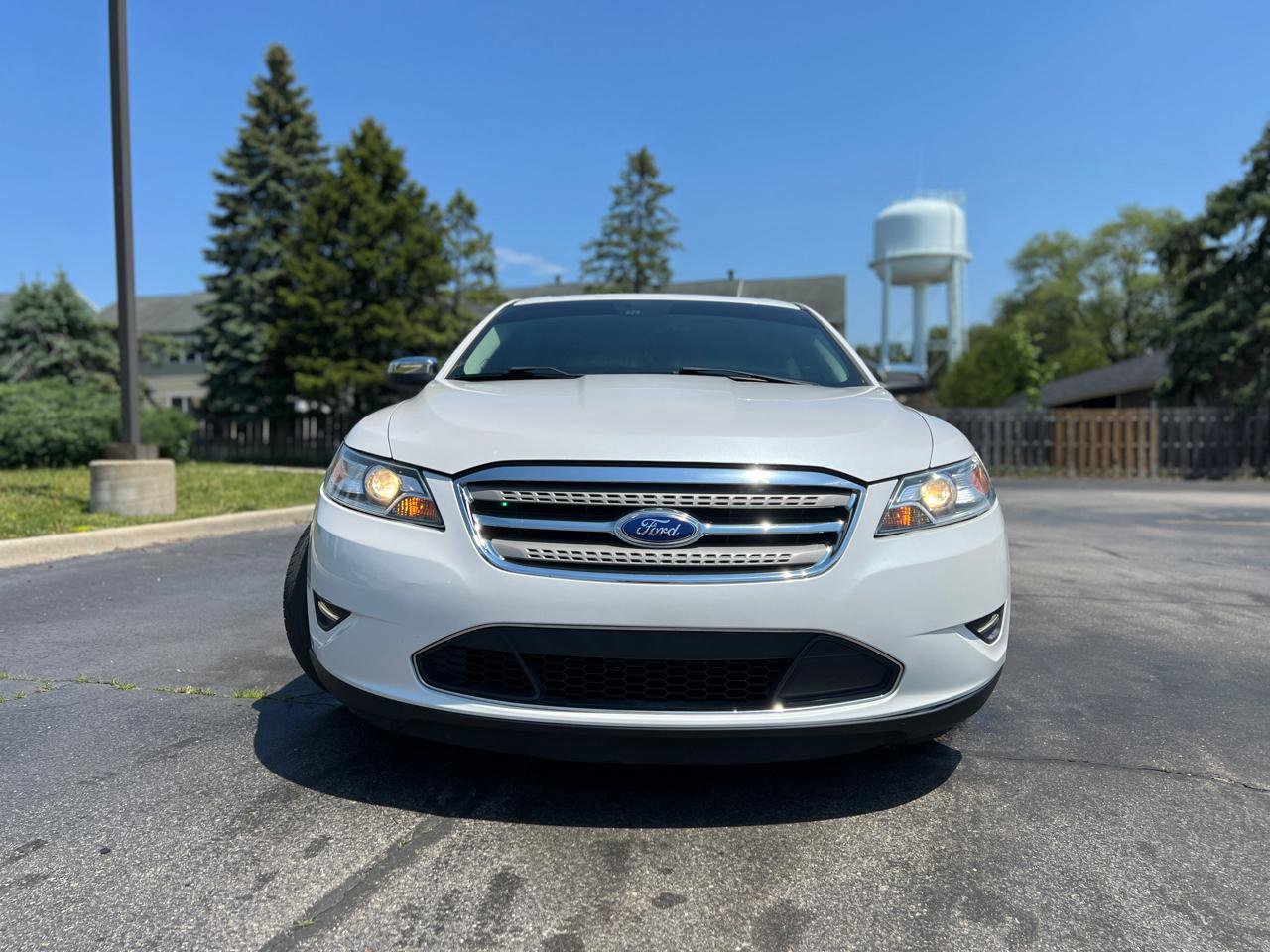 Used 2012 Ford Taurus Limited FWD image 13