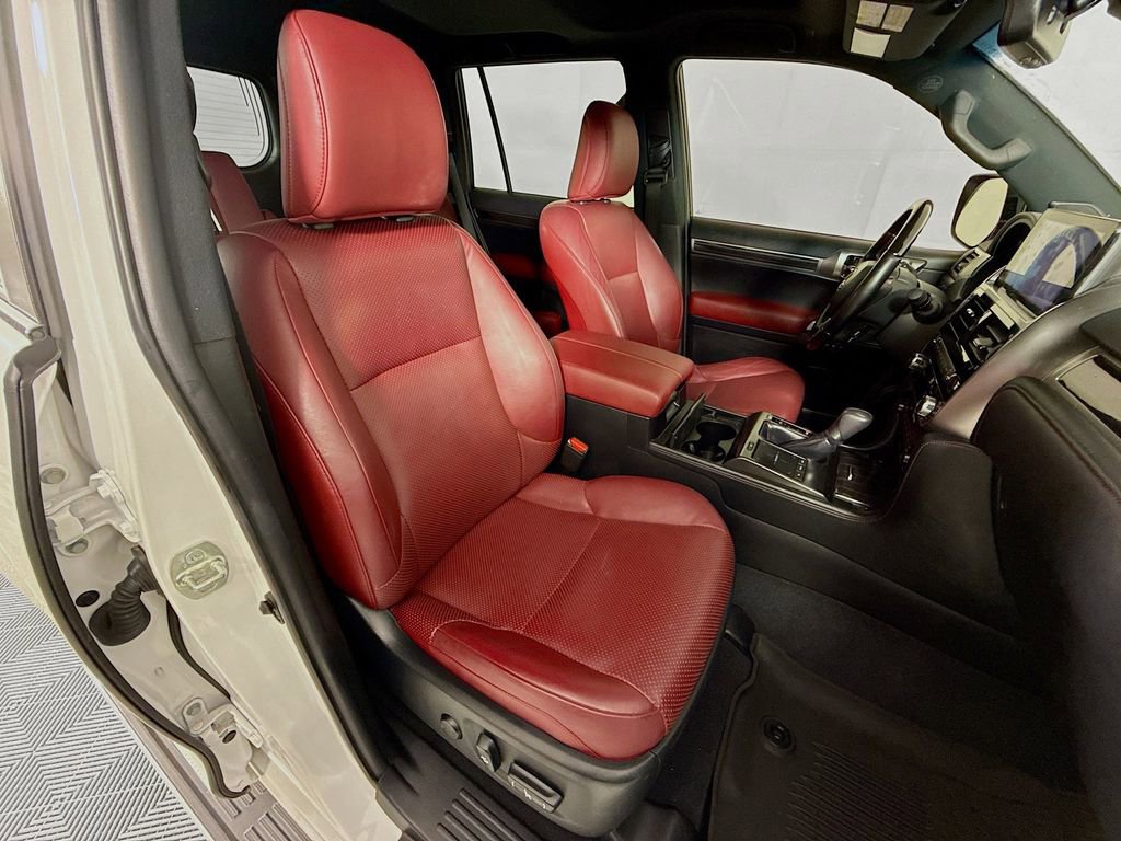 Certified 2023 Lexus GX 460 Luxury w/ Sport Design Package image 30