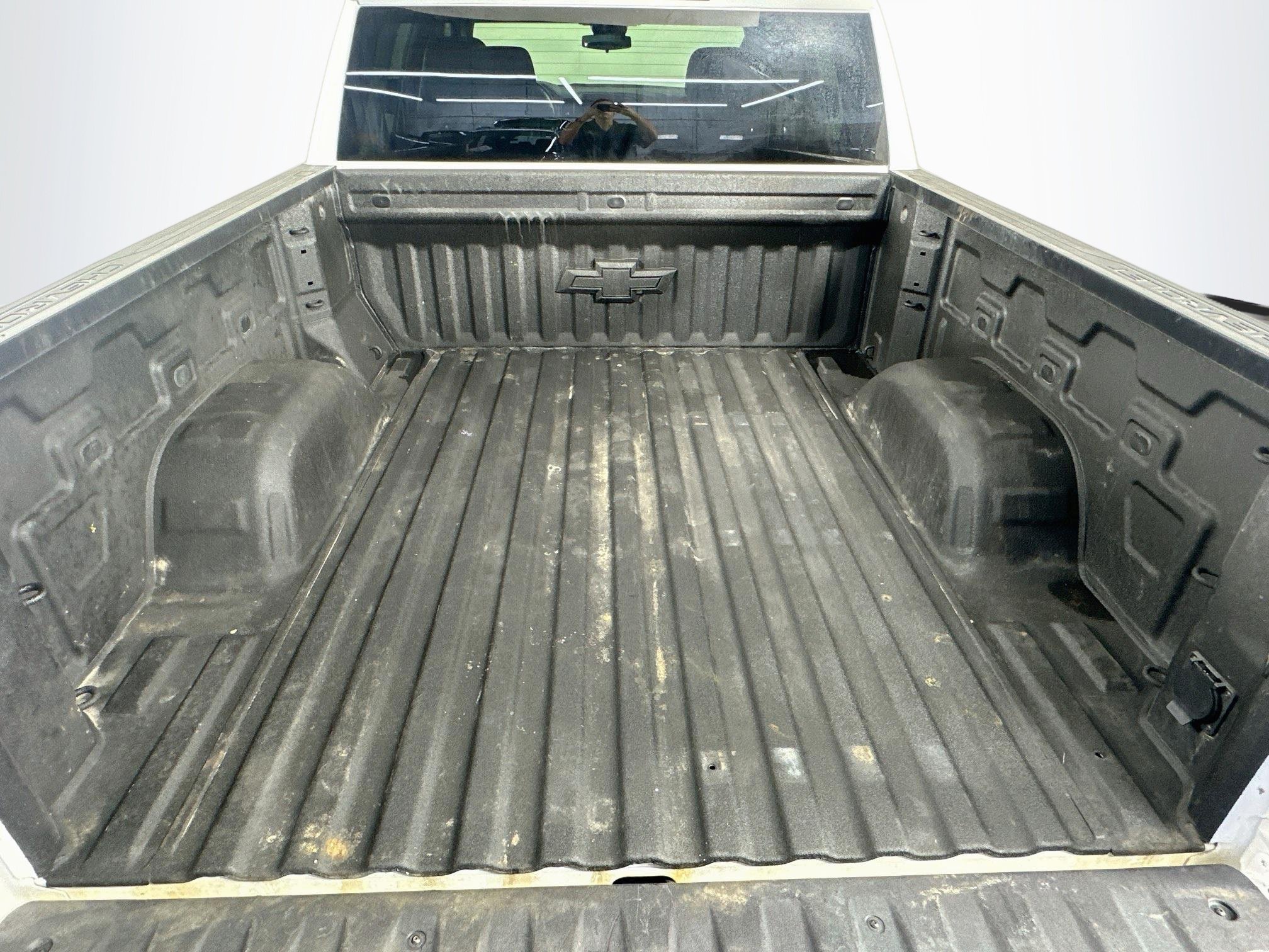 Used 2025 Chevrolet Silverado 1500 LT AWD/4WD image 27
