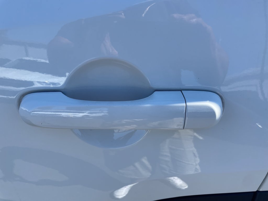 Certified 2017 Jeep Renegade Altitude AWD/4WD image 32