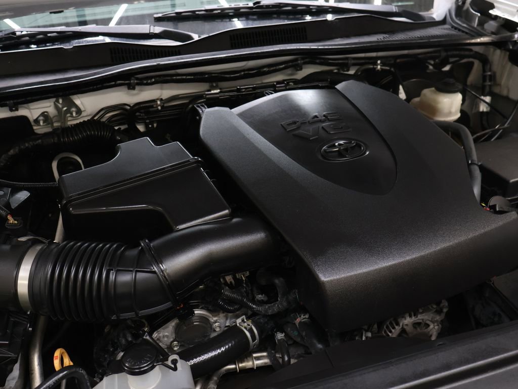 Used 2019 Toyota Tacoma TRD Sport image 24