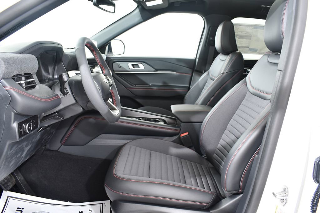 New 2026 Ford Explorer ST-Line AWD/4WD image 6