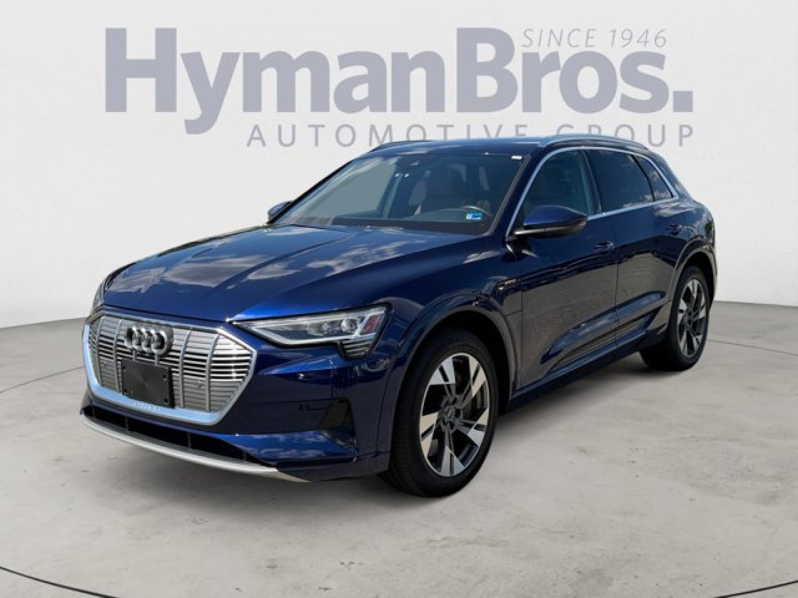Used 2022 Audi e-tron Premium AWD/4WD image 7