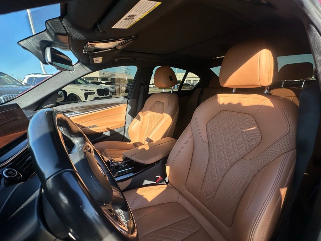 Used 2023 BMW 530i w/ M Sport Package image 10