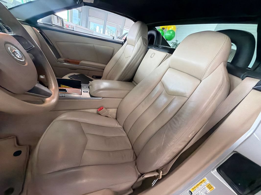 Used 2008 Cadillac XLR RWD image 23