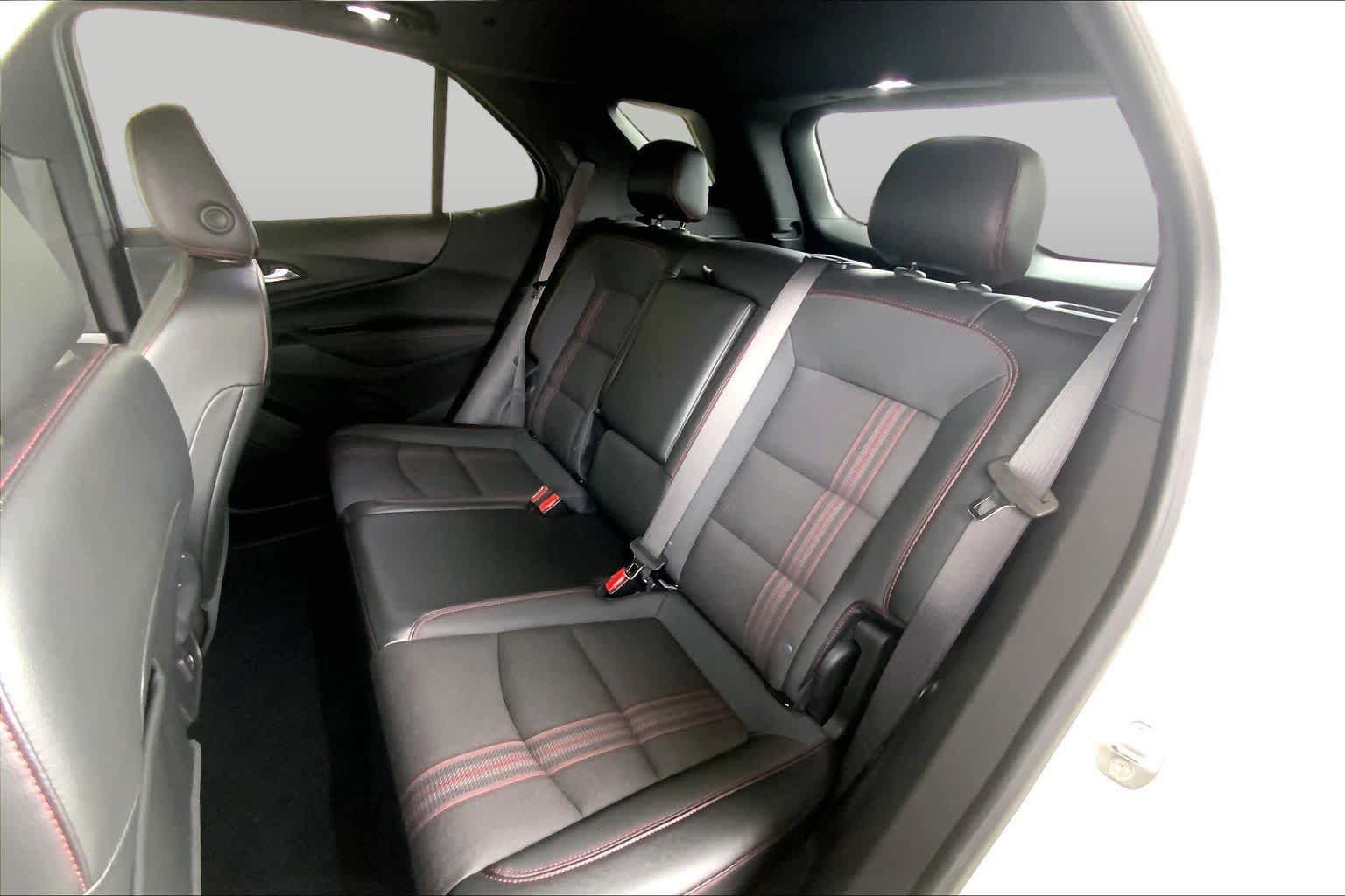 Used 2023 Chevrolet Equinox RS FWD image 20