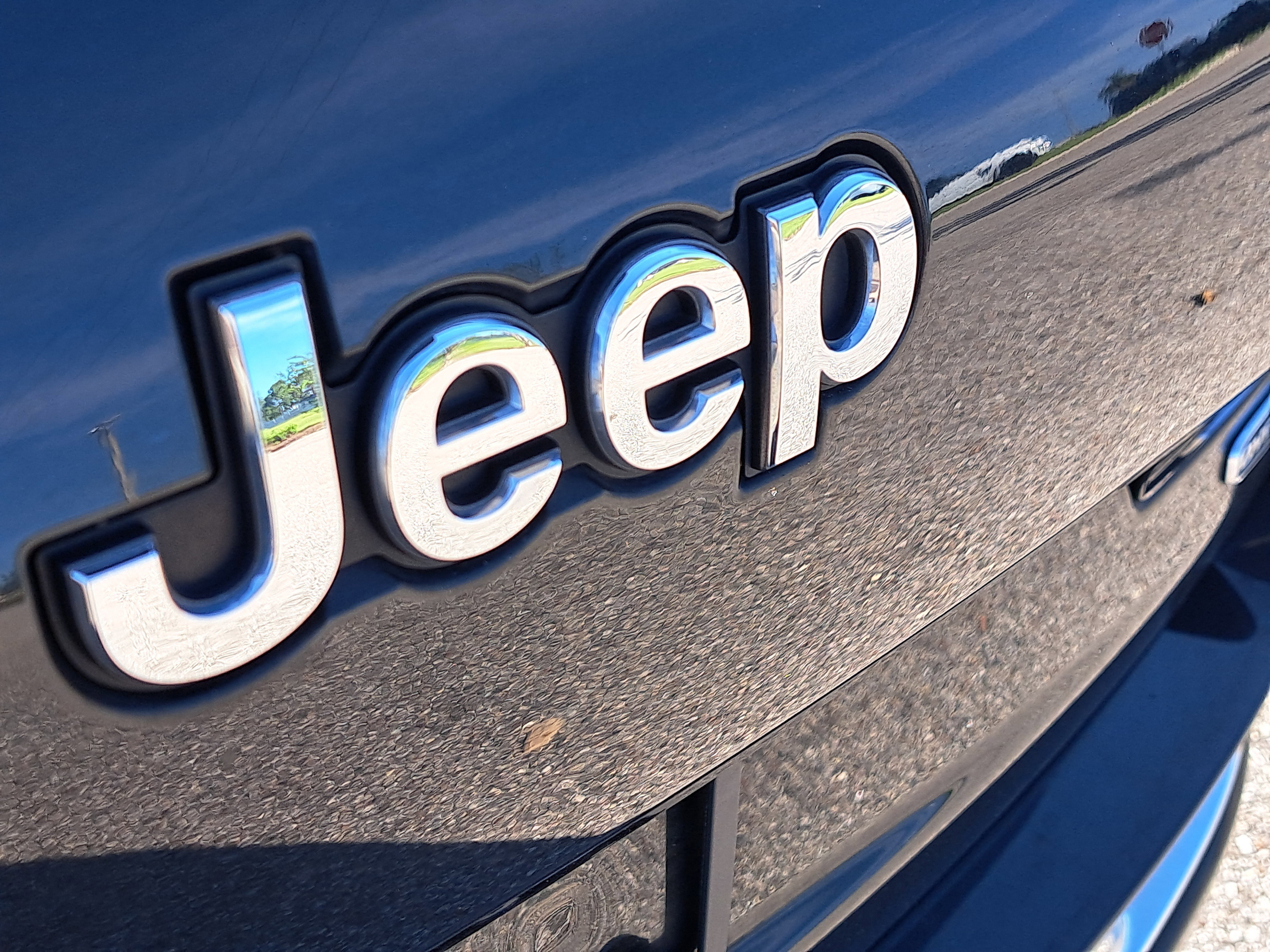 Used 2021 Jeep Grand Cherokee L Overland w/ Luxury Tech Group IV image 10