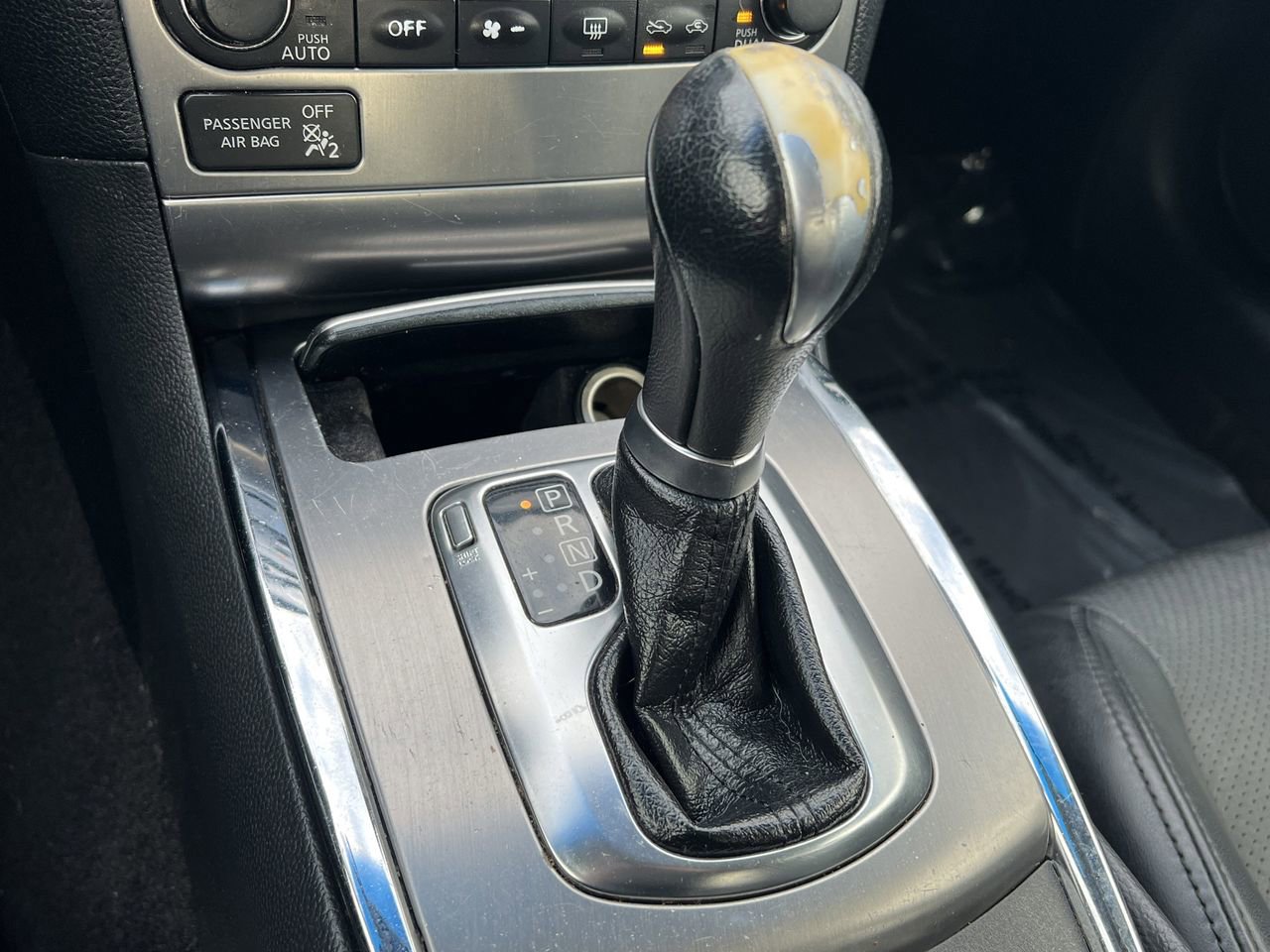 Used 2013 INFINITI G37 x w/ Premium Pkg image 10