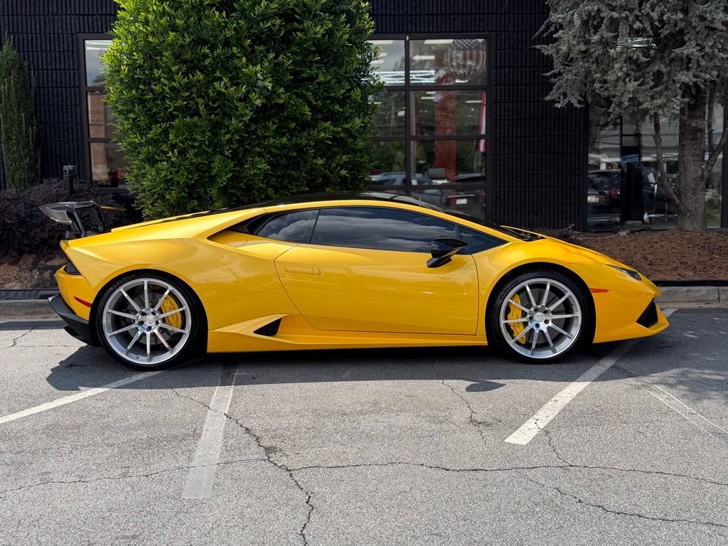 Used 2015 Lamborghini Huracan LP 610-4 AWD/4WD image 22