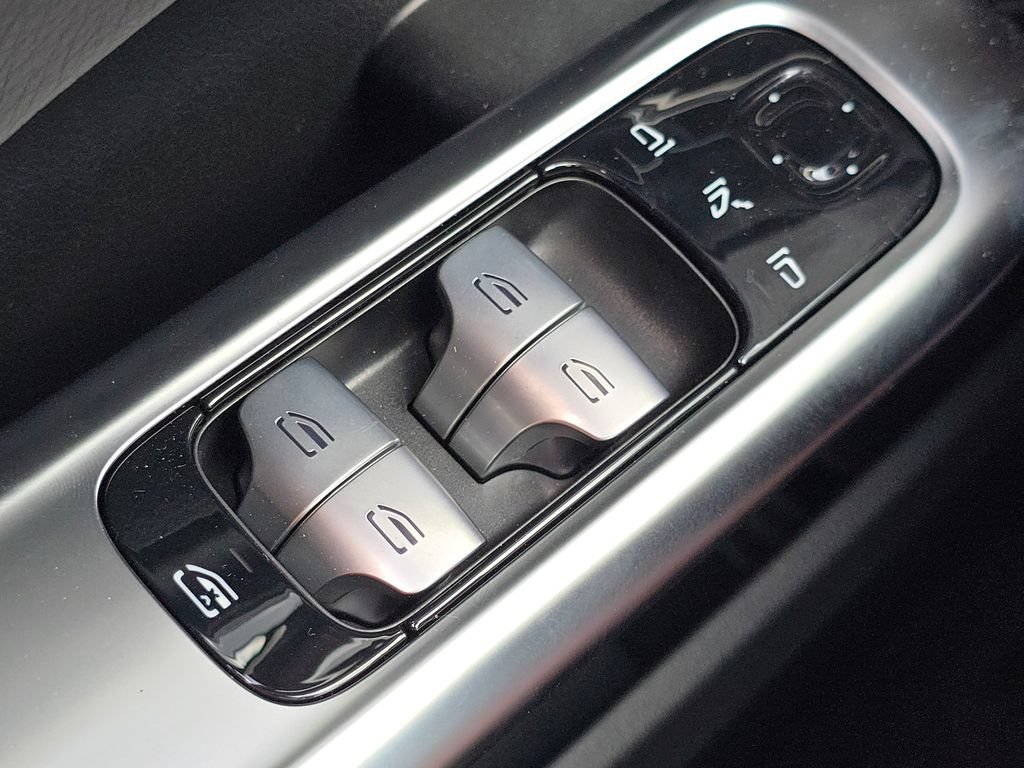 New 2026 Mercedes-Benz C 300 4MATIC Sedan image 28