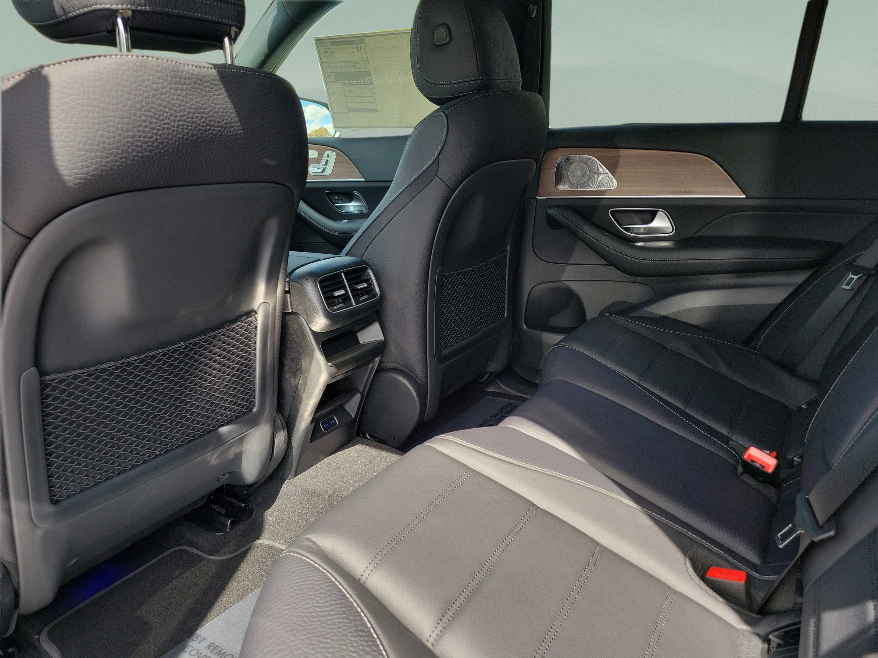 New 2026 Mercedes-Benz GLE 580 4MATIC image 9