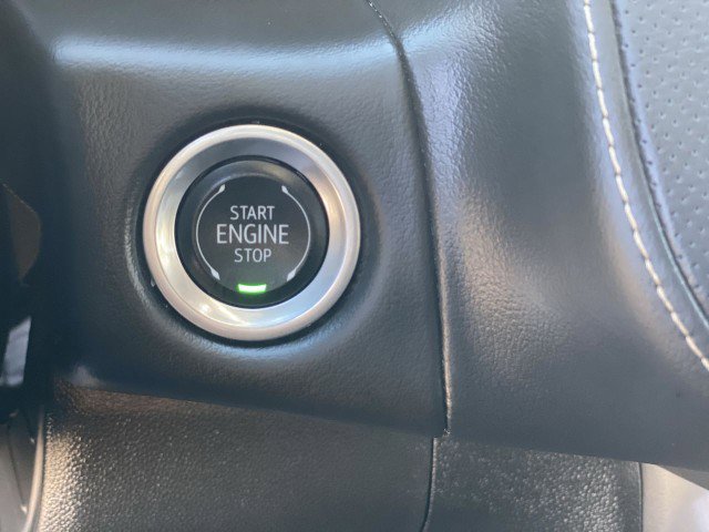 Used 2024 Chevrolet Suburban Premier image 16