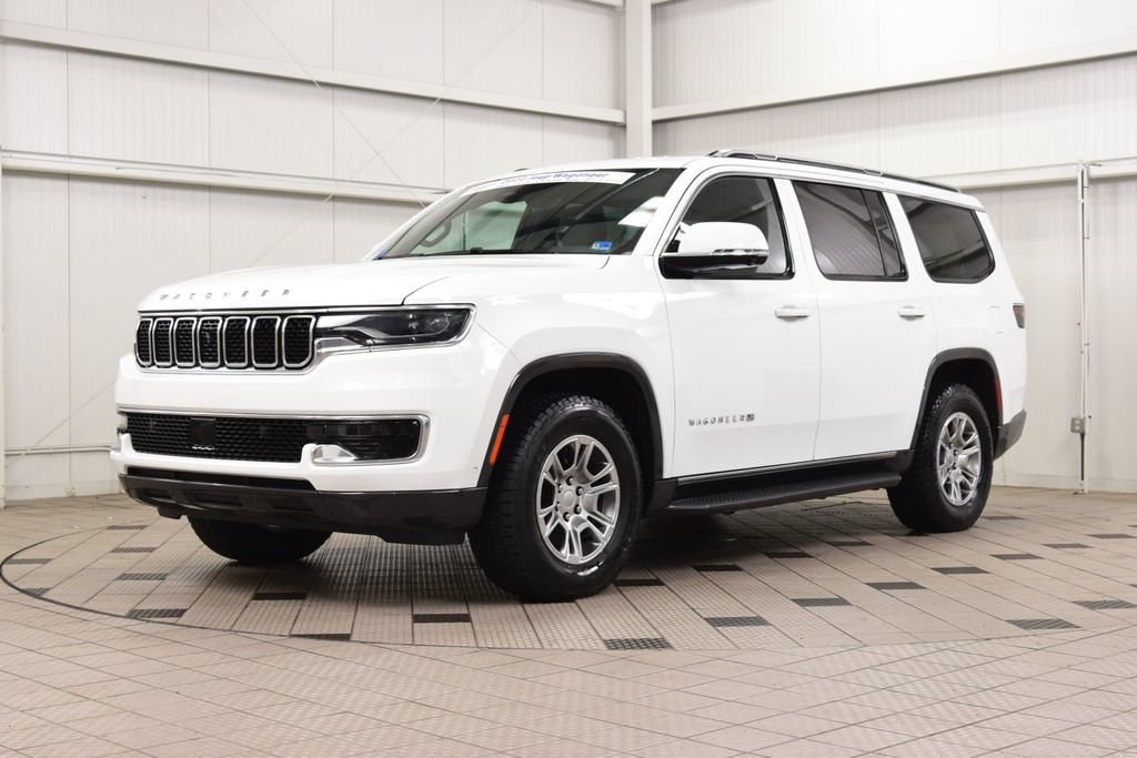 Used 2022 Jeep Wagoneer Series I w/ Convenience Group I AWD/4WD image 3