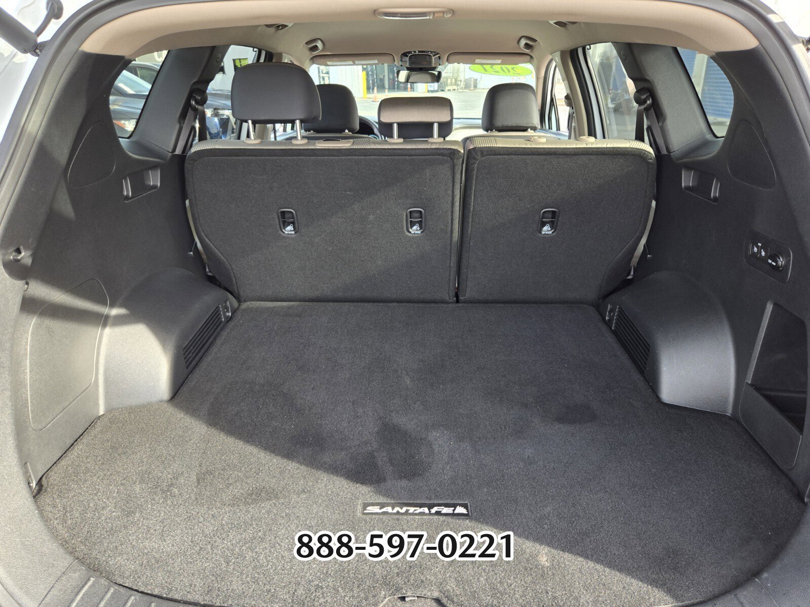 Used 2021 Hyundai Santa Fe SEL w/ Convenience Package image 16