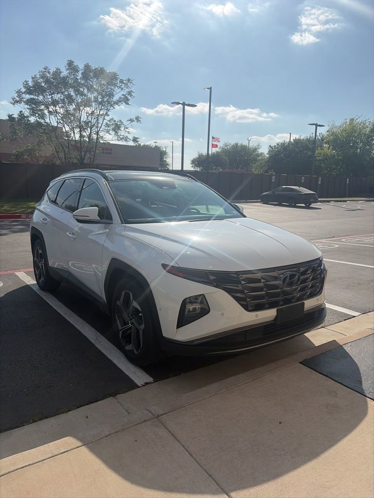 Certified 2023 Hyundai Tucson Limited w/ Cargo Package image 3