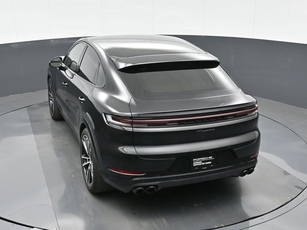 Certified 2024 Porsche Cayenne Coupe AWD/4WD image 28