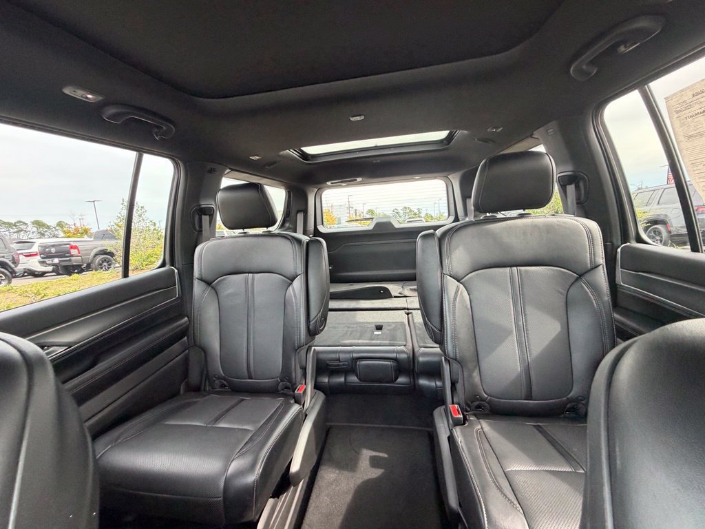 Used 2024 Jeep Wagoneer Series II AWD/4WD image 36