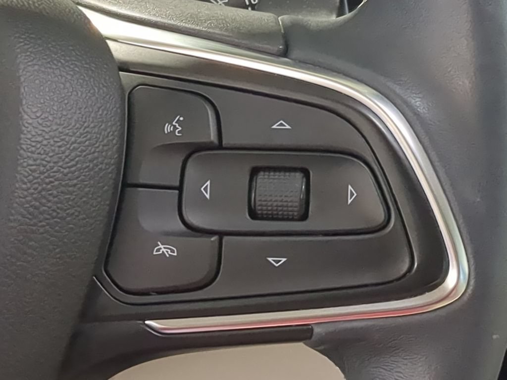 Used 2021 Buick Envision Essence AWD/4WD image 29