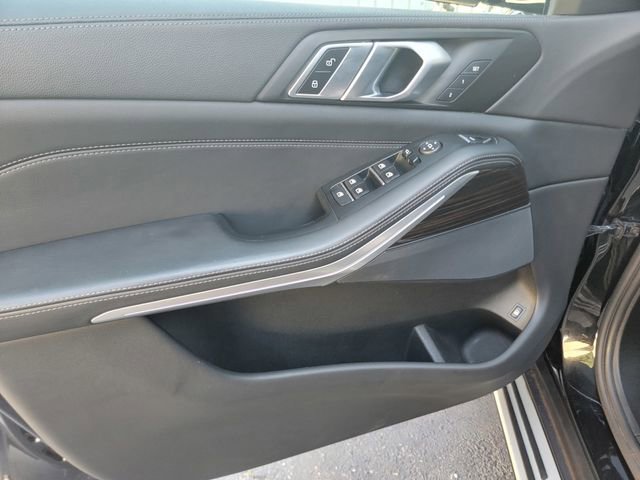 Used 2023 BMW X5 xDrive45e w/ Climate Comfort Package AWD/4WD image 10