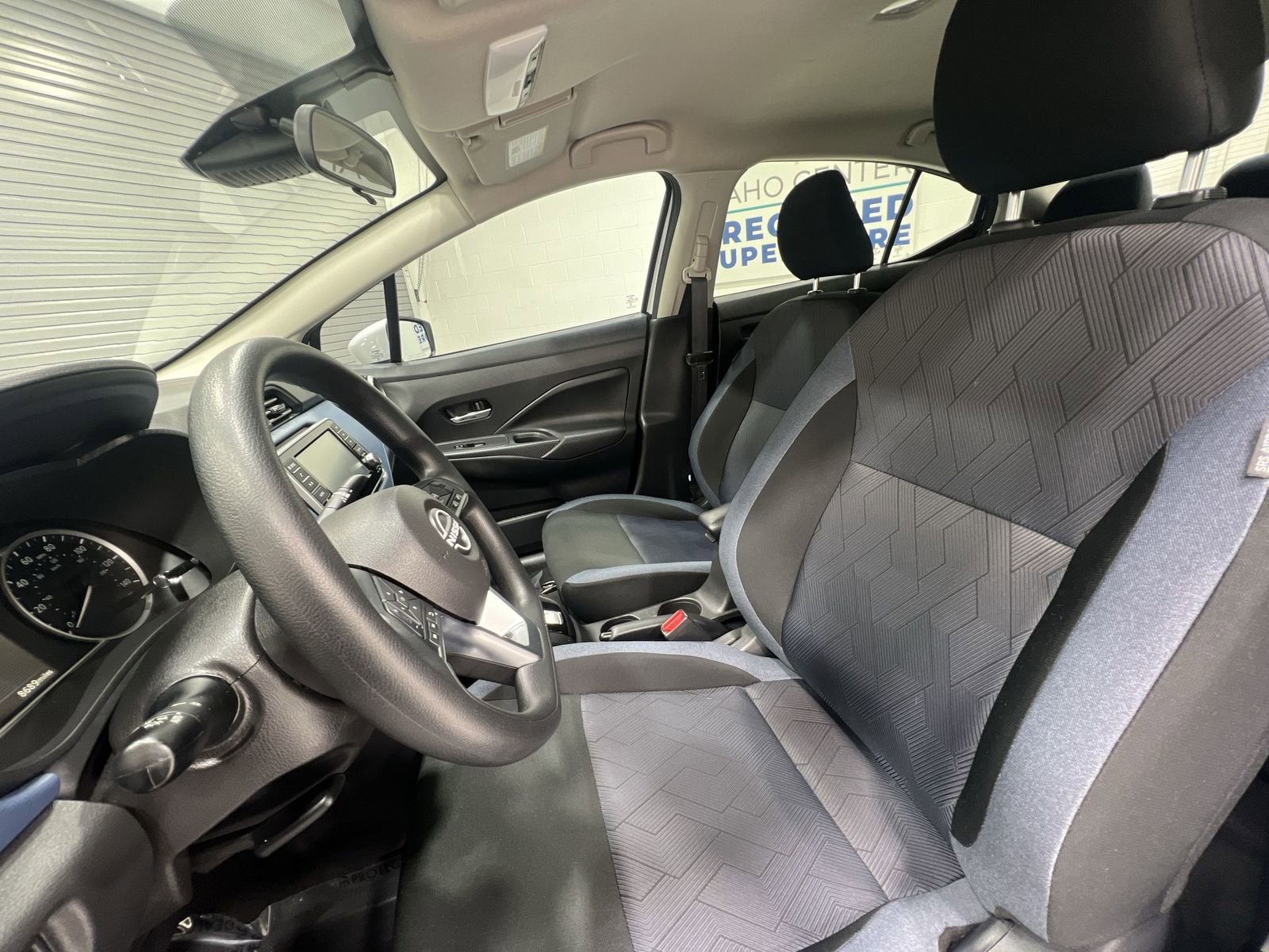 Used 2025 Nissan Versa SV w/ Trunk Package image 11