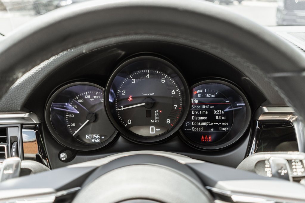 Used 2022 Porsche Macan image 15