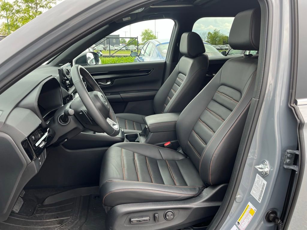 Used 2024 Honda CR-V Sport Touring image 13