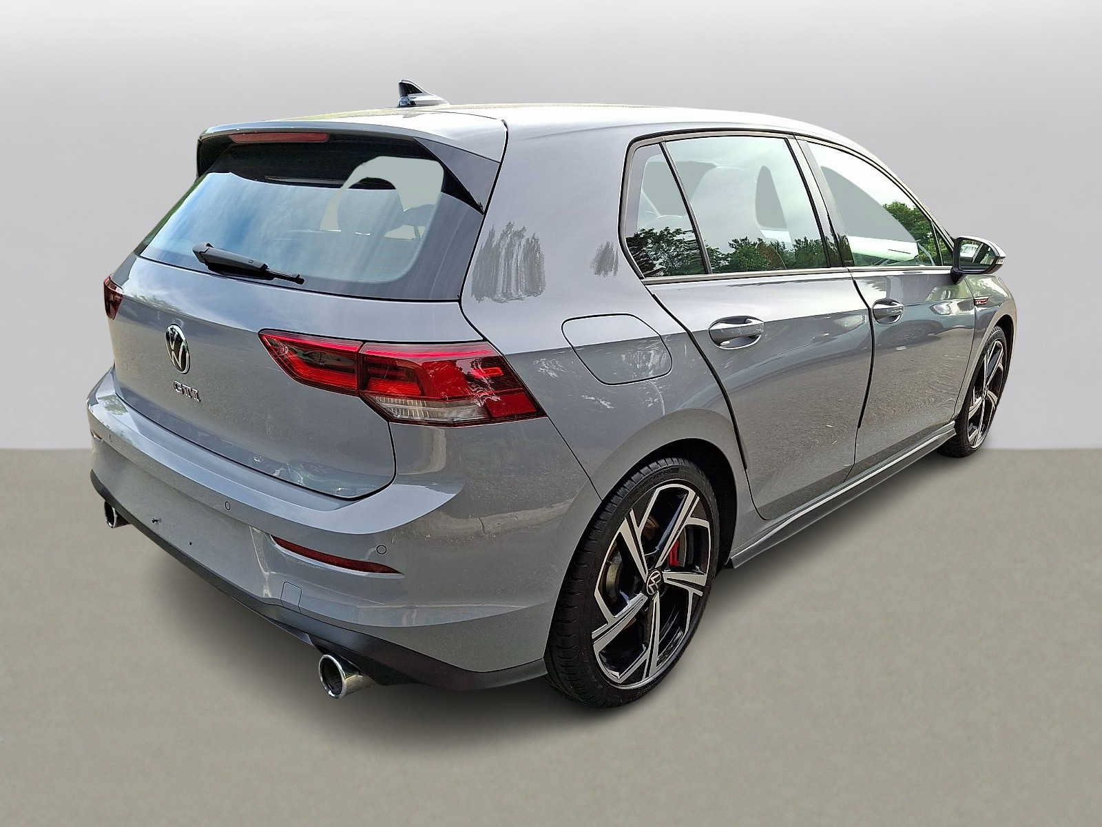 Used 2024 Volkswagen GTI SE w/ SE Leather Seats Package FWD image 4