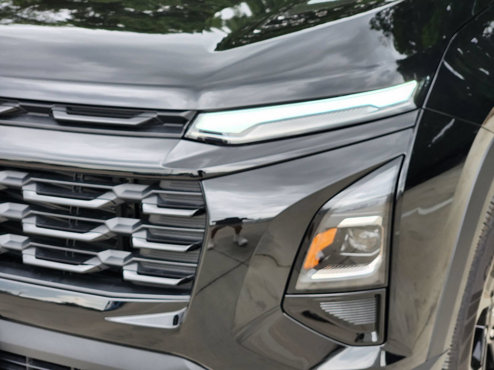 New 2027 Chevrolet Equinox LT w/ Convenience Package II FWD image 9