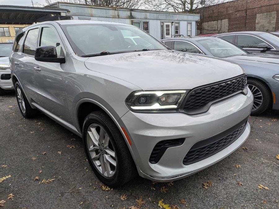 Used 2023 Dodge Durango GT image 3