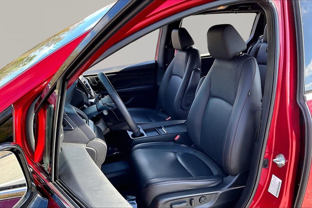 Used 2023 Honda Odyssey Sport image 17