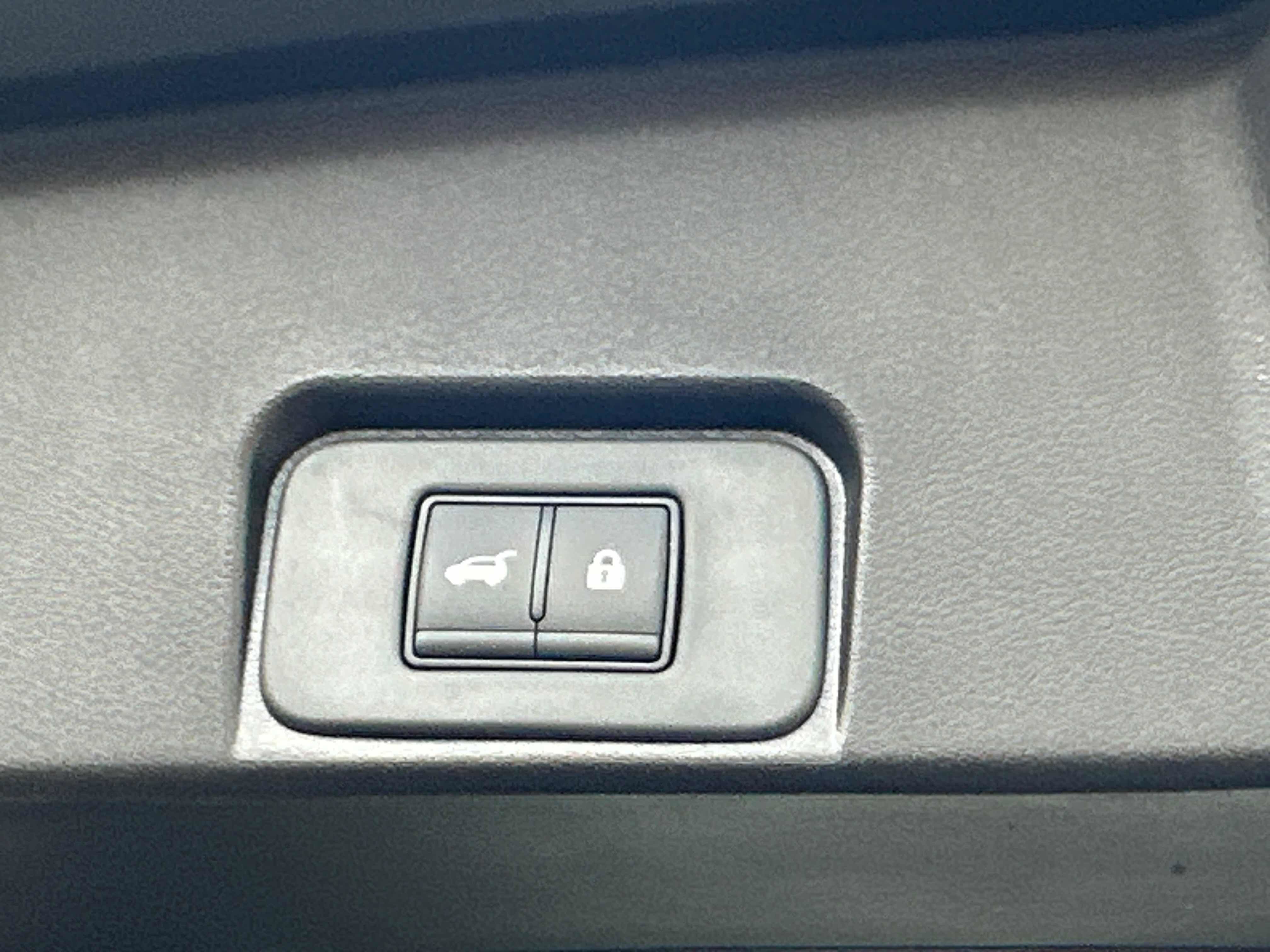 New 2026 Nissan Rogue SV AWD/4WD image 18